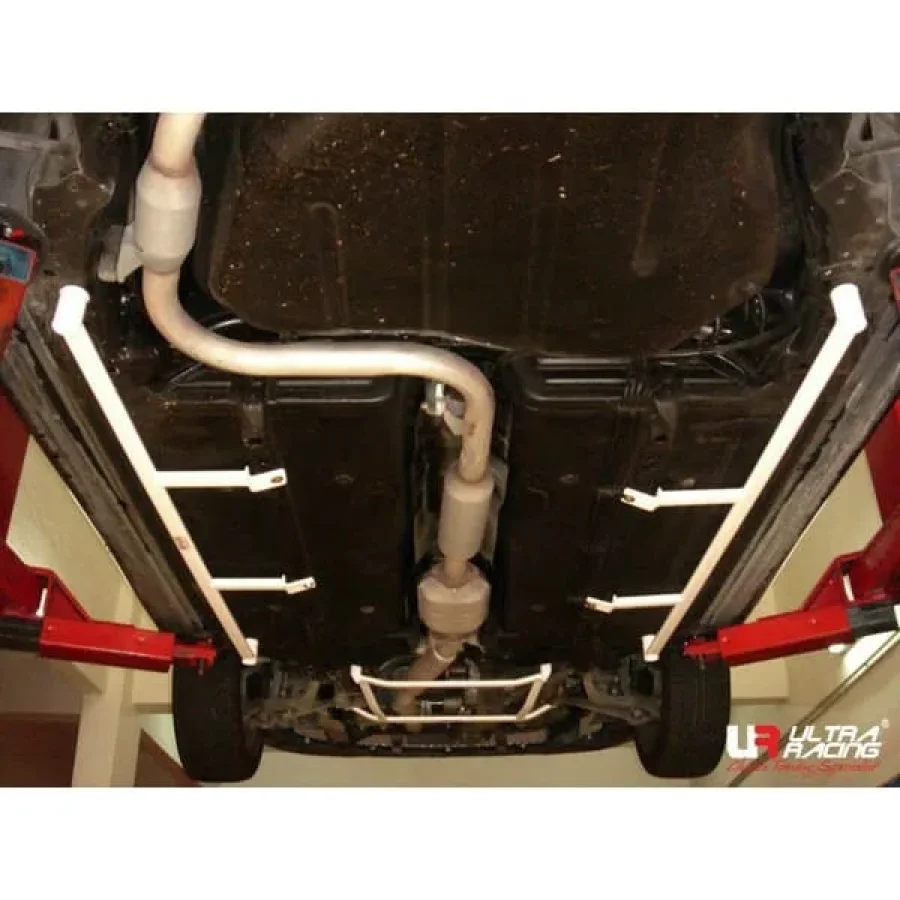 Ultra Racing Proton Waja 1.6/1.8 2WD 00-11 UltraRacing 2-Point Rear Torsion Bar (227P-A), référence SD8-227P(A)
