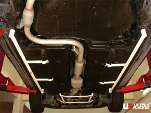 Ultra Racing Proton Gen 2 1.6 04-12/Persona 1.6 07-16 2WD UltraRacing 2-Point Rear Torsion Bar (227P-B), référence SD8-227P(B)