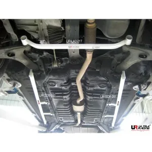 Ultra Racing Mitsubishi Champ 1.5 2WD 83-88/Proton Iswara 1.3/1.5 92-03/Saga 1.3/1.5 85-08 UltraRacing 8-Point Rear Torsion Bar (281P), référence SD8-281P