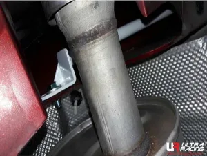 Ultra Racing Renault Fluence 2.0 09+/Samsung SM3 1.6 09-20 2WD UltraRacing 2-Point Rear Torsion Bar (2242), référence URKR-RT2-2242