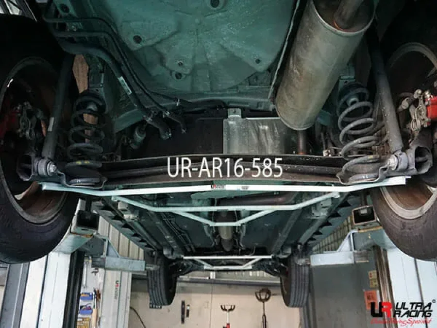 Ultra Racing Great Wall Haval H1/M4 1.5 2WD 12-14 UltraRacing Rear Sway Bar 16mm (585), référence AR16-585