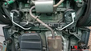 Ultra Racing Toyota Voxy (R80) 1.8/2.0 2WD Hybrid 17-21 UltraRacing Rear Sway Bar 16mm (621), référence AR16-621