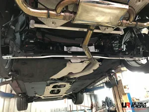 Ultra Racing Mazda 3 (BP) 2.0 2WD Sedan/HB 19+ UltraRacing Rear Sway Bar 16mm (638), référence AR16-638