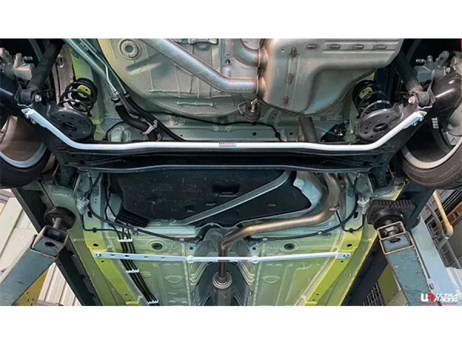 Ultra Racing Suzuki Swift Sport (A2L414) 1.4 2WD 17+ UltraRacing Rear Sway Bar 18mm (642), référence AR18-642