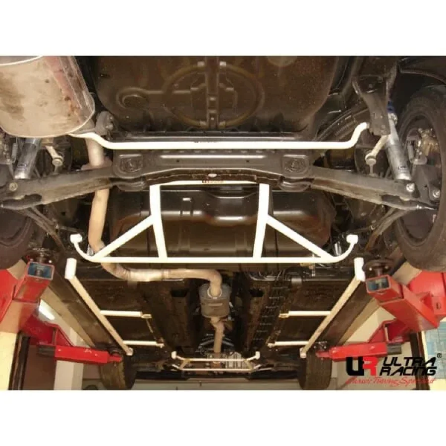 Ultra Racing Proton Satria 1.3 94-05/Wira 1.3 93-09 2WD UltraRacing Rear Sway Bar 19mm (203), référence AR19-203