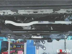 Ultra Racing BMW 3 F30 (328i) 2.0T 2WD 11-15 UltraRacing Front Sway Bar 27mm (533), référence URTW-AF27-533