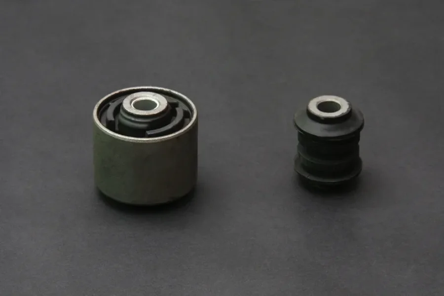 Hardrace Rear Lateral Link Bushing Nissan Sentra, référence 7234