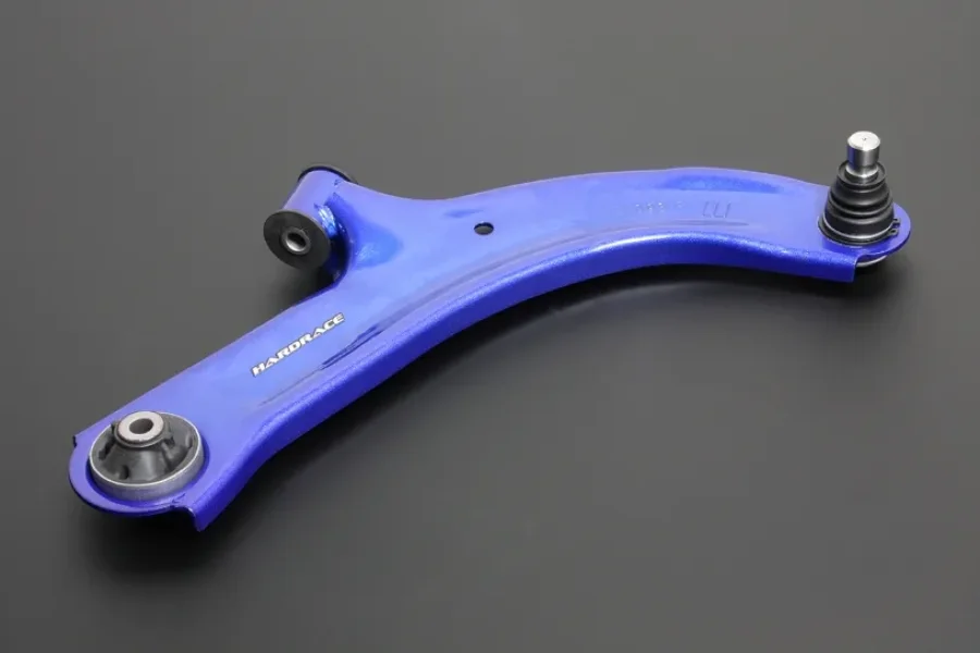 Hardrace Front Lower Control Arm Nissan, référence 7703